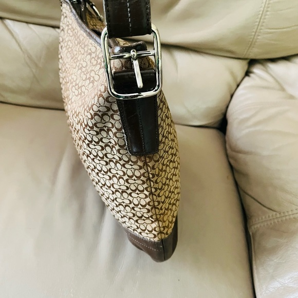 Authentic Coach hobo bag - Picture 13 of 16